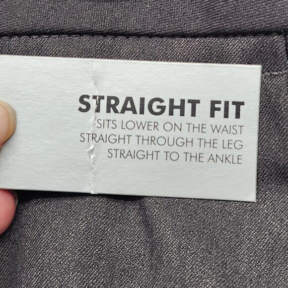 NWT Van Heusen Gray Straight Fit Pants Men's Trouser Slacks 36X32 - Picture 3 of 9